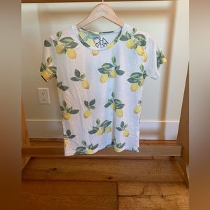 Chaser size XS lemon Tee Shirt